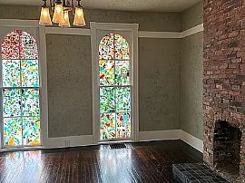 Charming 2-Bedroom in Nashville, TN (Photo 2 of 9)