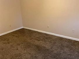 A Very Lovely 2 Bed in Elizabethton, TN (Photo 4 of 10)