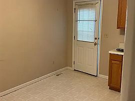 A Very Lovely 2 Bed in Elizabethton, TN (Photo 8 of 10)