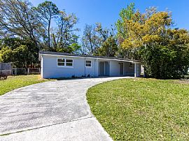 Newly Renovated Block Home with Fresh Paint Inside and Out, Flo in Jacksonville, FL