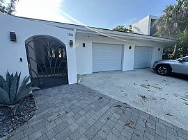 Boaters Dream Home in Miami, FL