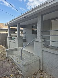 Beautiful Three Bed Home in Miami, FL