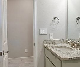 A Well Furnished Home in Midland, TX (Photo 9 of 12)