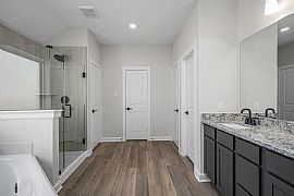 3bed and 2bath Available For Rent in Santa Fe, TX (Photo 5 of 10)