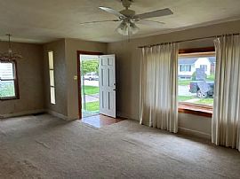 3 Beds 2 Baths  in Maysville, KY (Photo 8 of 10)