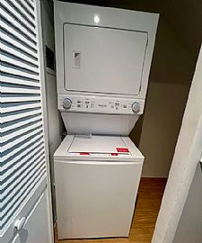 A Modern 3bed Luxury Condominium in a Great Community in Southfield, MI (Photo 10 of 10)