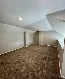 A Modern 3bed Luxury Condominium in a Great Community in Southfield, MI (Photo 7 of 10)