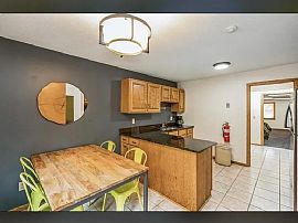 Three Bedroom Twin Home For Rent  in Robbinsdale, MN (Photo 4 of 10)