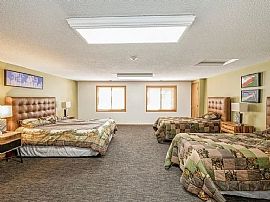 Three Bedroom Twin Home For Rent  in Robbinsdale, MN (Photo 6 of 10)