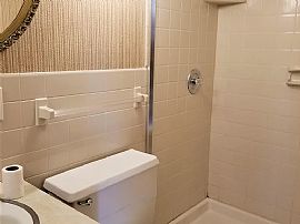 Nice 3 Bedroom, 2 Baths Unit of a Duplex Plymouth! in Plymouth, MN (Photo 3 of 10)