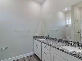 1555 S Val Vista Dr, Gilbert, Az 85296 in Gilbert, AZ (Photo 9 of 12)