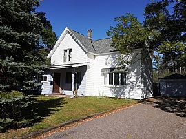 1002 E 9th St, Merrill, Wi 54452 in Merrill, WI