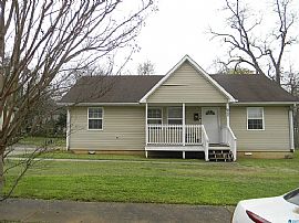 This Home Features 3 Bedrooms, 2 Baths in Birmingham, AL