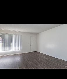 Sweet Two Bedrooms Home in Anaheim, CA (Photo 7 of 12)