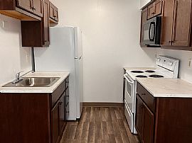 Awesome 2 Bedroom  in Farmington, NY