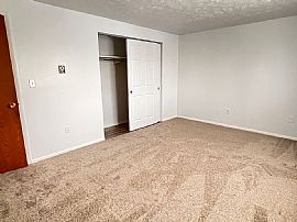 Awesome 2 Bedroom  in Farmington, NY (Photo 2 of 2)