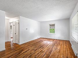 1035 South 7th Avenue, Wausau, Wi 54401 in Wausau, WI (Photo 3 of 12)