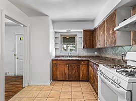 1035 South 7th Avenue, Wausau, Wi 54401 in Wausau, WI (Photo 5 of 12)