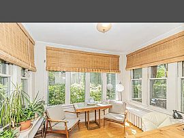 Spacious Old Three Bedroom House, with a Nice Size Backyard Ava in Chicago, IL (Photo 5 of 7)