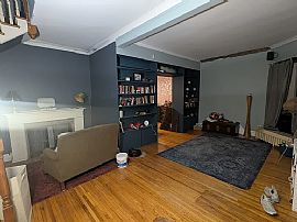Spacious Old Three Bedroom House, with a Nice Size Backyard Ava in Chicago, IL (Photo 7 of 7)
