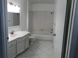 3 Bedrooms, 2 Bath Townhouse with a Spacious Two-Car Garage  in Madera, CA (Photo 6 of 8)