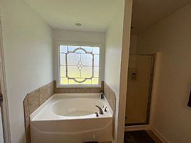 Nice House  in Raeford, NC (Photo 5 of 8)