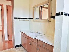 Very Nice House  in Lima, OH (Photo 6 of 7)