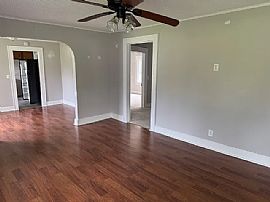 Nice House  in Batesburg, SC (Photo 7 of 7)