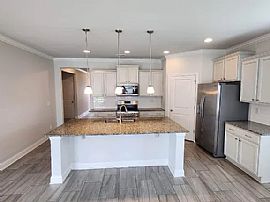 Nice House  in Myrtle Beach, SC (Photo 5 of 8)