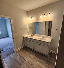 Nice House  in Myrtle Beach, SC (Photo 6 of 8)