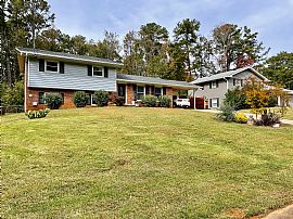 Private Suite For Rent – Move-In Ready! in Tucker, GA (Photo 3 of 11)