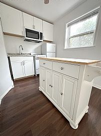 Private Suite For Rent – Move-In Ready! in Tucker, GA (Photo 4 of 11)