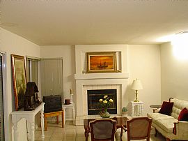 Huge home, spacious, , and with views in Moreno Valley, CA (Photo 3 of 6)