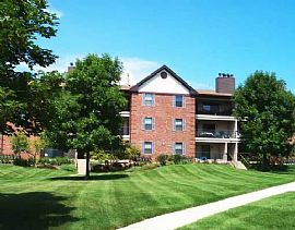 2Br/2Bth apartment in Buffalo Grove!!! in Buffalo Grove, IL (Photo 2 of 2)