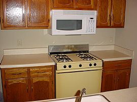 2 Bedroom Condo in Glenpool, OK (Photo 2 of 6)