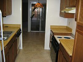 Great Single Level Condo - NICE! in Glendale, AZ (Photo 2 of 4)