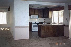 $500 OFF 1ST MONTH" GREAT VIEW FROM POOL in San Diego, CA (Photo 5 of 5)