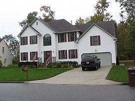Spacious 4 bdrm Home in Chesapeake, VA