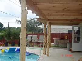 3bd w/ loft 4th bd, 3bth, 2cr, pool! in Round Rock, TX (Photo 2 of 5)