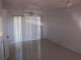 Three Bedroom, One Bath Duplex in Clearwater, FL (Photo 3 of 6)