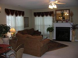 Fully Furnished Short Term Rental in Huntersville, NC (Photo 2 of 3)