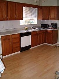 NW Denver, Wood floors, W/D, DW, yard in Denver, CO (Photo 2 of 5)