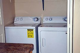 ~ SPACIOUS, BEAUTIFUL TOWNHOUSE ~       in Tucson, AZ (Photo 4 of 6)