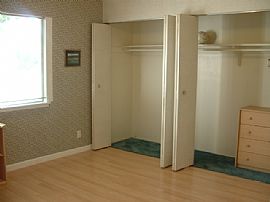 Master bedroom less than 1 mile from UCR in Riverside, CA (Photo 2 of 5)