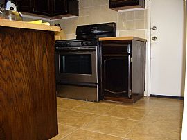 Awesome 3 Bedroom Home in Colton, CA (Photo 2 of 6)