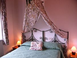 Charming farmhouse in Umbria, Italy in Simsbury, CT (Photo 5 of 6)