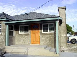 Too Gorgeous to Rent! in Bellflower, CA (Photo 4 of 6)