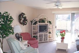 Cozy Immaculate Condo in Hilton Head Island, SC (Photo 1 of 6)