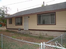 Large Unit Near PUB  in Reno, NV