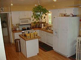 Cozy 4 bedroom house + Office room in Centennial, CO